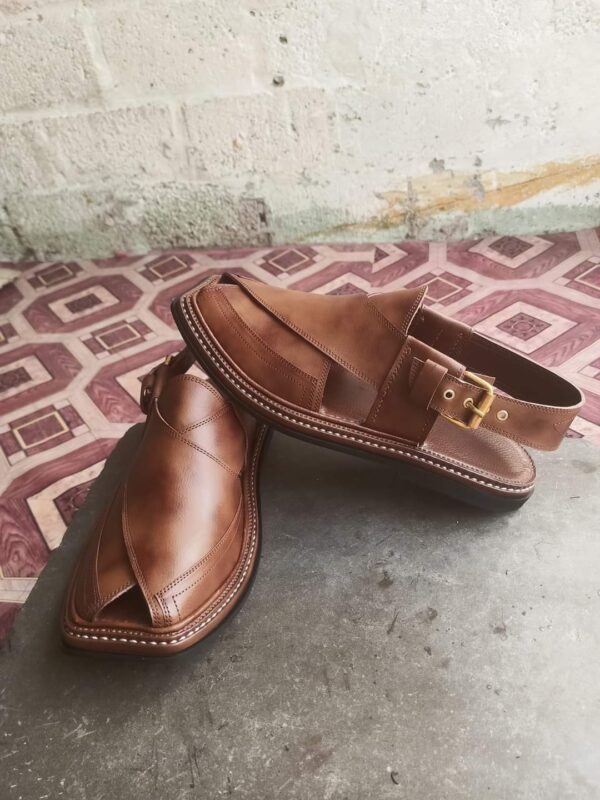 Triple Gear Chappal
