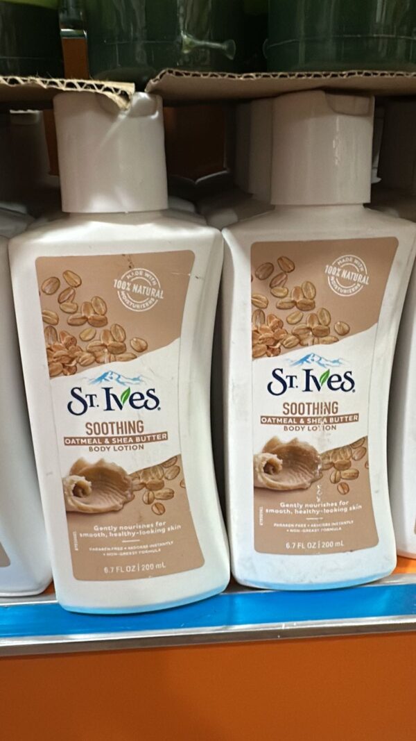 St. Ives Nourish And Soothing Oatmeal And Shea Butter Body Lotion