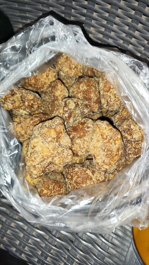Special Desi Gur. (5 KG, 200 shipment )